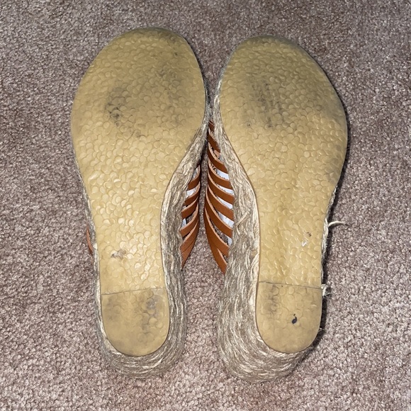 KORS Michael Kors Luggage Espadrille Wedges - Picture 6 of 9